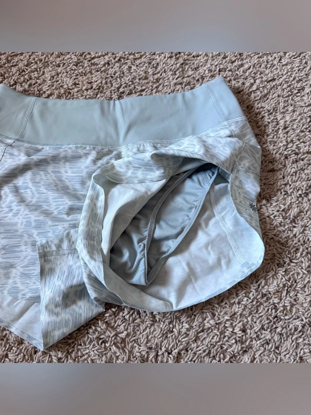 Athleta Women’s Light Sage Active Shorts